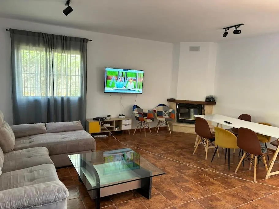 Villa Tamarindo 8 Córdoba 0*,